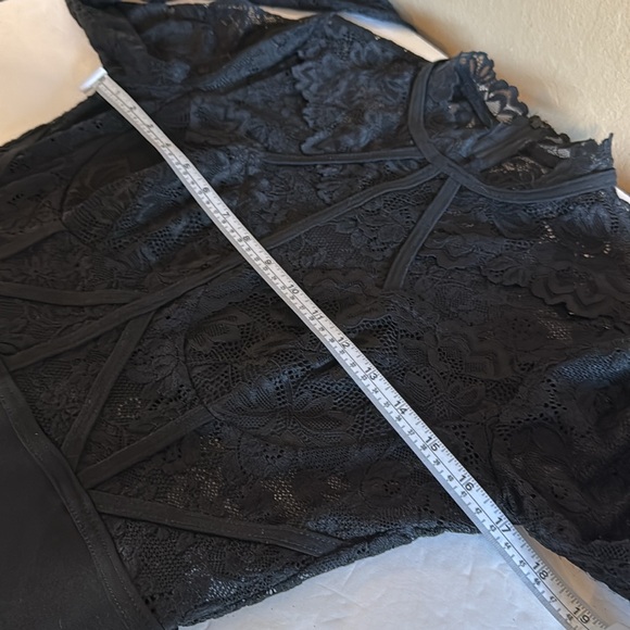 Privy Women’s Cocktail Lace Mini Black Dress Long Sleeves Like New Size … - Picture 9 of 17